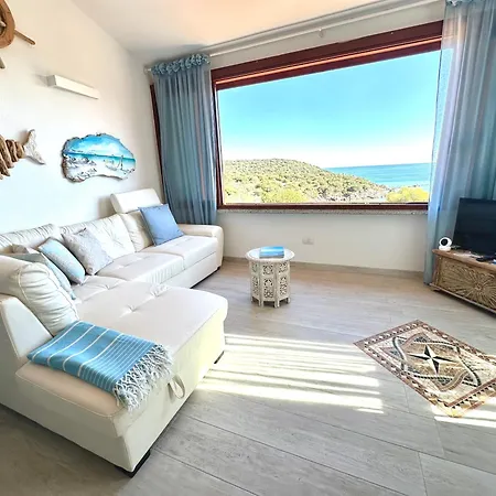 Domus Claudia With Sea View Апартаменты *