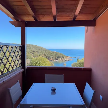Domus Claudia With Sea View Διαμέρισμα *