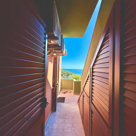 Domus Angelica With Sea View Apartment *