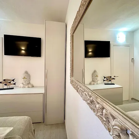 Διαμέρισμα Domus Claudia With Sea View *