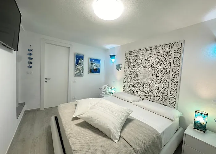 Domus Angelica With Sea View Apartman Simius
